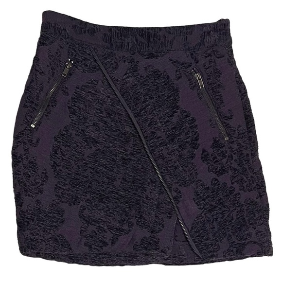 Retro Whimsigoth Urban Outfitters Retro Textured Zipper Detail Mini Skirt Small - Picture 2 of 8